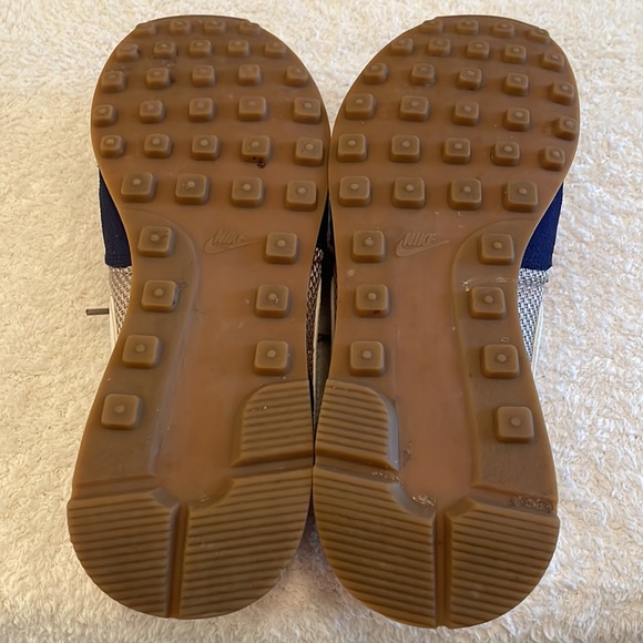 ⭐️SOLD - NIKE Women’s Internationalist Athletic Navy/Orange Running Shoe - Picture 11 of 12